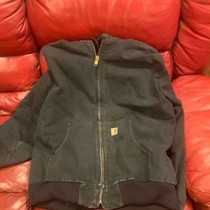 Used Carhartt jacket size 2X used one in good shape. Zipper works well.